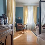Bed & Breakfast Opera Boutique