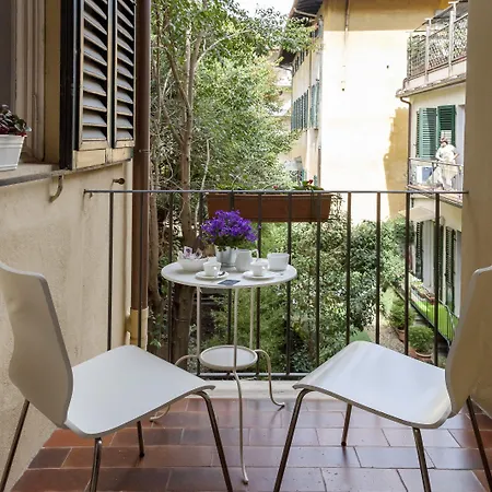 Opera Boutique 4*