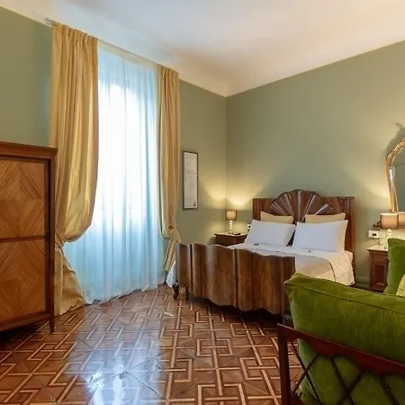Opera Boutique 3*