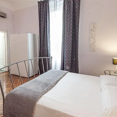 Opera Boutique Bed & Breakfast Florencie